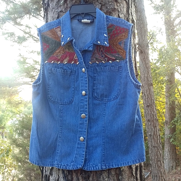 Vintage Tops - Vintage 90s Embellished Denim Button Down Vest